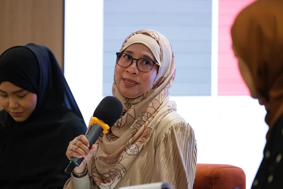 Pekerja Sosial Kanan PPIS, Cik Siti Khadeejah Muabdu, berkata ibu bapa perlu mewujudkan ruang selamat untuk anak berkongsi sebarang masalah atau kerisauan.