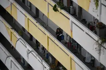 pertikaian jiran, hdb,  Unit Perhubungan Masyarakat (CRU), perintah rawatan mandatori