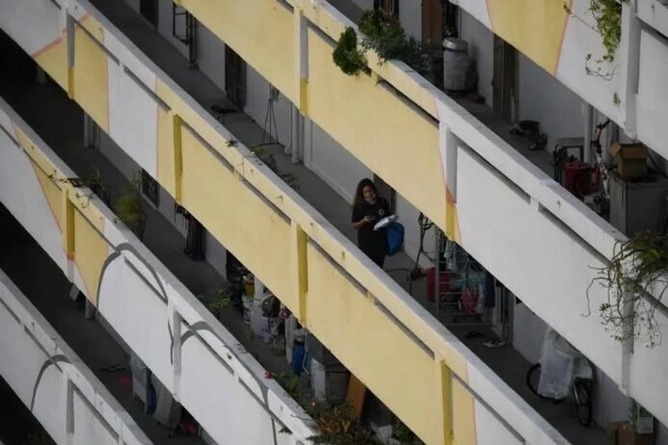 pertikaian jiran, hdb,  Unit Perhubungan Masyarakat (CRU), perintah rawatan mandatori