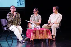 Panel forum, ‘Malay Dance: Finding Faith through The Body’, (dari kiri) Dr Noramin Farid, Hasyimah Harith dan Dinie Dasuki Osman berkongsi pendapat mereka tentang evolusi tarian Melayu dan langkah yang diambil sebagai pendidik dan pereka tari dalam menangani isu berkaitan agama. 