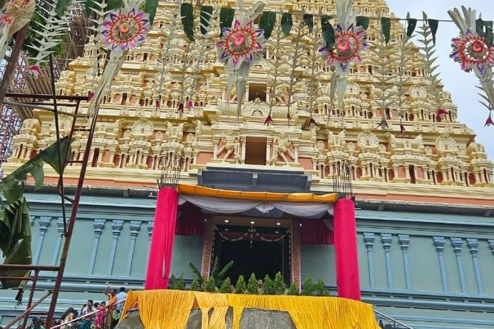 Kuil Shri Sanathana Dharma Aalayam, atau Kuil Murugan, di Kalideres, Jakarta Barat – kini diiktiraf sebagai kuil Hindu terbesar di Asia Tenggara, menjadi simbol harmoni dan kebebasan beragama di Indonesia.