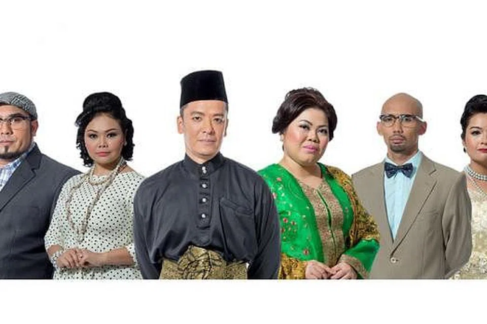SEJARAH DIKENANG: 'Yusof' adalah pementasan bersejarah tentang perjuangan Presiden Yusof Ishak, yang dijayakan (dari kiri) Najib Soiman, Siti Khalijah, Sani Hussin, Dalifah Shahril, Erwin Shah Ismail dan Farah Ong. - Foto-foto ESPLANADE 