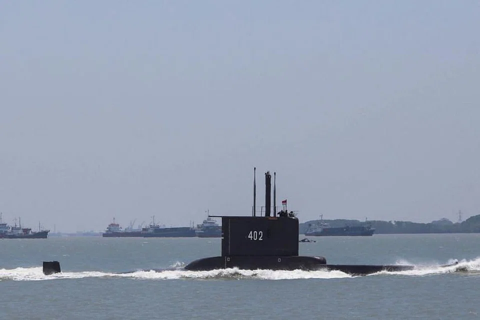 Kapal selam KRI Nanggala-402 yang hilang dalam satu foto pada 2014