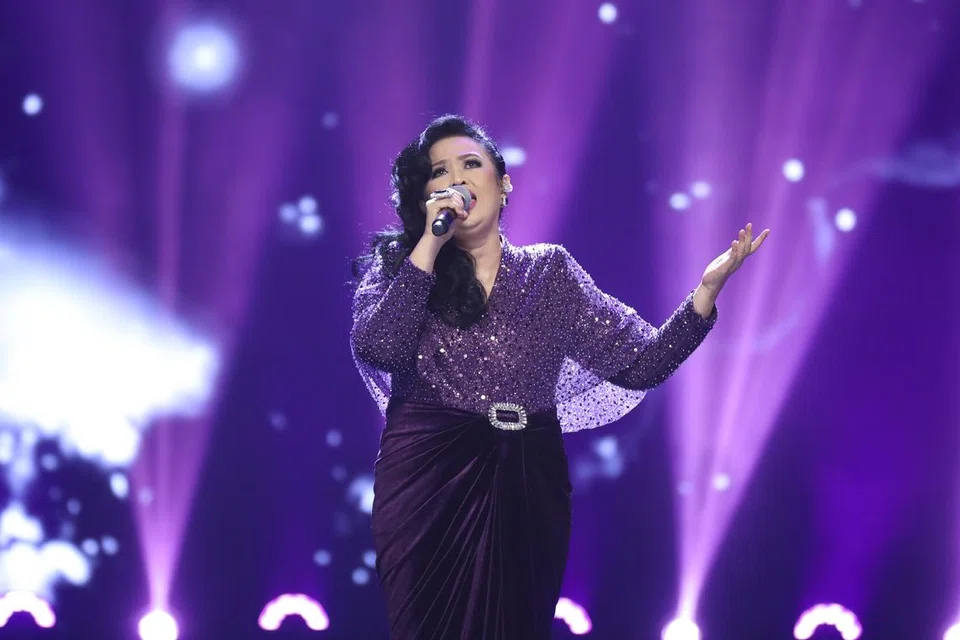 Kehebatan vokal, Liza Aziz, memang tidak boleh disangkal. Kini, penonton berkesempatan mendengar beliau menyanyikan lagu ‘Budak Baru Nak Up’ (BBNU), ‘Damelo’, dendangan asal Dolla, pada konsert minggu ketujuh pada 5 Januari.