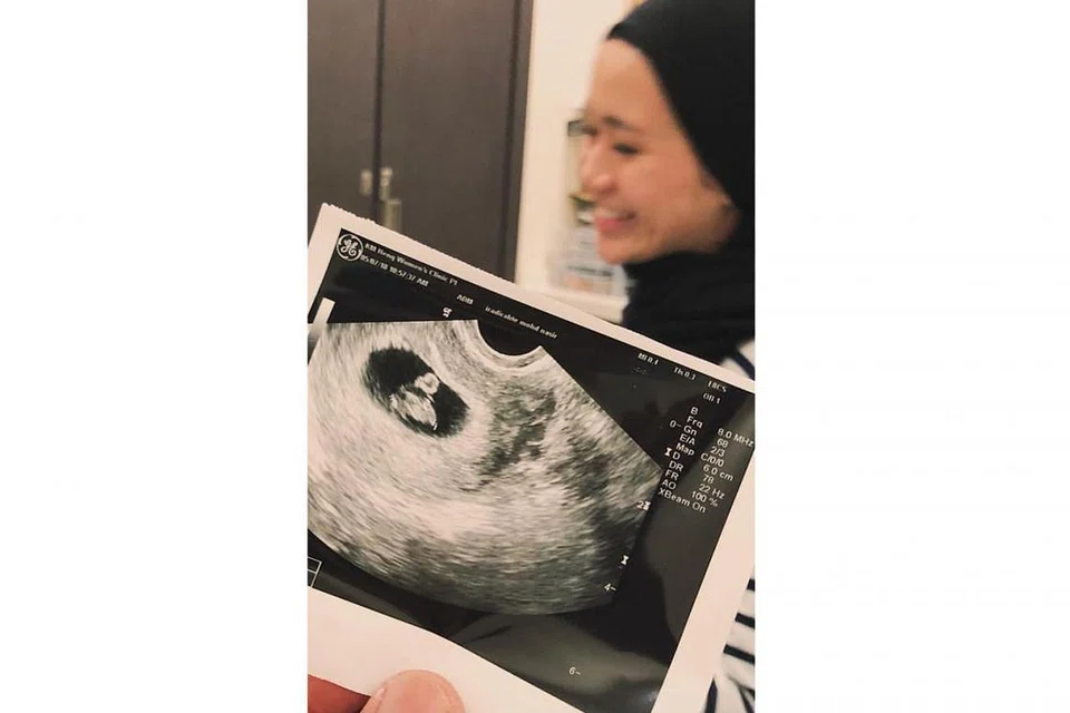 FIZAH NIZAM: Pelakon dan penerbit rancangan televisyen menanti kelahiran anak ketiga. - Foto INSTAGRAM FIZAH NIZAM