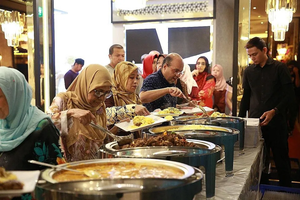  - Foto RESTORAN HAR YASIN