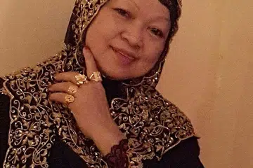 ALLAHYARHAMHA HASNAH KANA: Mula terkenal selepas menjadi finalis adu bakat Juara 77 dan kemudian johan Juara 80, terbitan Perbadanan Penyiaran Singapura (SBC), kini Mediacorp. - Foto FACEBOOK/NASIR ABDULLAH