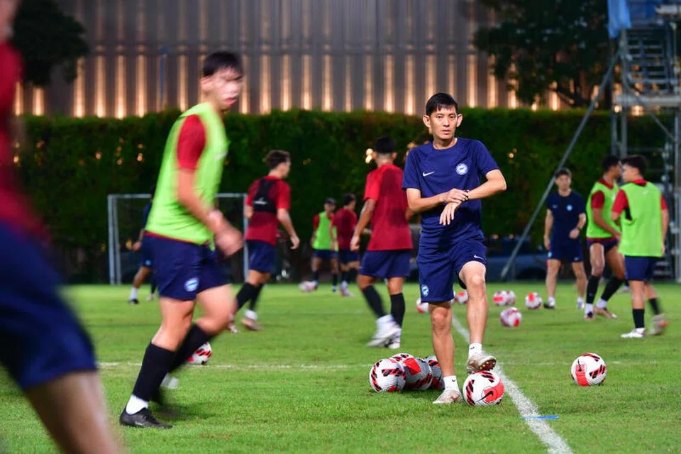 CARI PELUANG LAIN: Ketua jurulatih pasukan bawah 22 tahun lelaki Singapura Philippe Aw telah meninggalkan Persatuan Bola Sepak Singapura pada Rabu. 