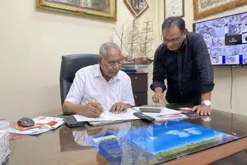 Hanifaa Frozen Food, Pembekal Daging Halal Singapura, Mohamed Hanifa Abdul Hamid, Daging Import Australia, Perniagaan Keluarga Singapura, Rendang Raya SG