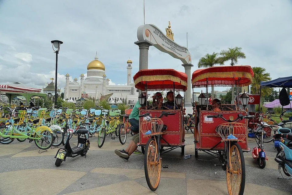 HADAPI PENULARAN COVID-19: Sebelum pengesanan tujuh kes tempatan pada 7 Ogos lalu, Brunei telah mencatat 457 hari tanpa sebarang jangkitan masyarakat. - Foto fail BH