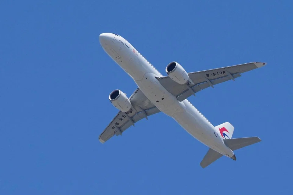 PESAWAT BUATAN CHINA: Gallop Air yang berpangkalan di Brunei, sedang berunding dengan pelabur dan telah memesan 30 pesawat jenis Comac menjelang pelancarannya tahun depan.