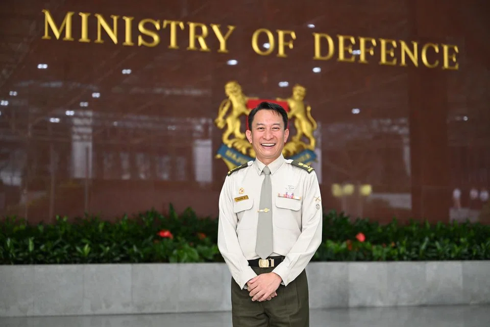 Anggota kerahan Perkhidmatan Negara, Kolonel (NS) Halmie Hussein Mattar, sudah menabur bakti di Angkatan Bersenjata Singapura (SAF) selama 26 tahun. 