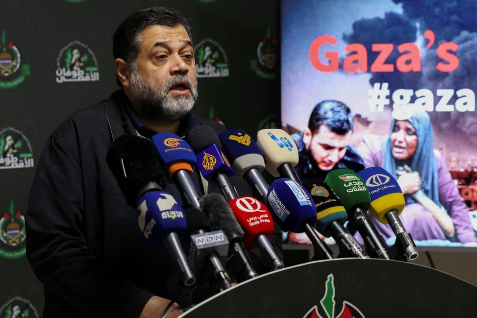 MAHU SERANGAN DIHENTI SEPENUHNYA: Pegawai kanan Hamas, Encik Osama Hamdan, menyatakan pihaknya mahu penamatan menyeluruh terhadap pencerobohan Israel dan bukan gencatan senjata sementara.
