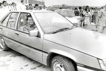 M’sia, Dr Mahathir, mantan PM M’sia, Proton Saga