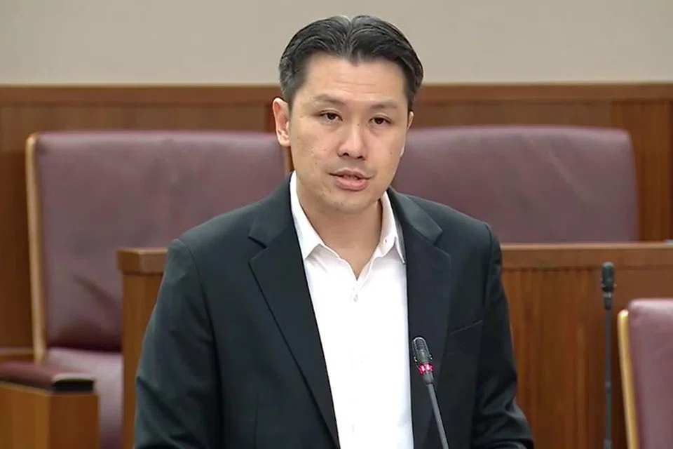 Setiausaha Parlimen Kanan (Kewangan merangkap Pendidikan), Encik Shawn Huang.