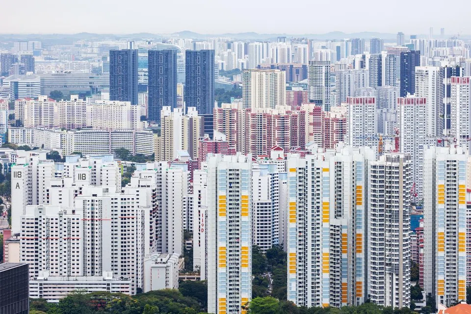 Kadar Purata Semalaman Singapura (Sora), yang digunakan bagi pinjaman rumah kadar terapung, telah mula berkurang sejak ia mencecah sekitar 3.6 dengan 3.7 peratus pada akhir 2023.