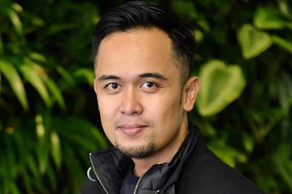 RINDU BERLAKON: Kehidupan Nick Mikhail lebih stabil dan ceria apabila beliau dapat memberikan sepenuh tumpuan pada pekerjaannya pada 2010. Beliau kembali aktif berlakon pada Julai tahun lalu. - Foto MEDIACORP SURIA