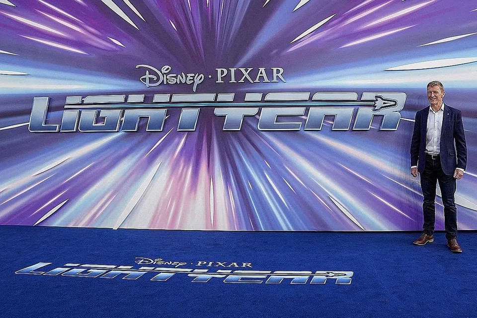RATING FILEM NC16: Filem Lightyear tidak boleh ditonton kanak-kanak bawah 16 tahun di pawagam setempat selepas mendapat rating NC16 daripada IMDA. - Foto Reuters