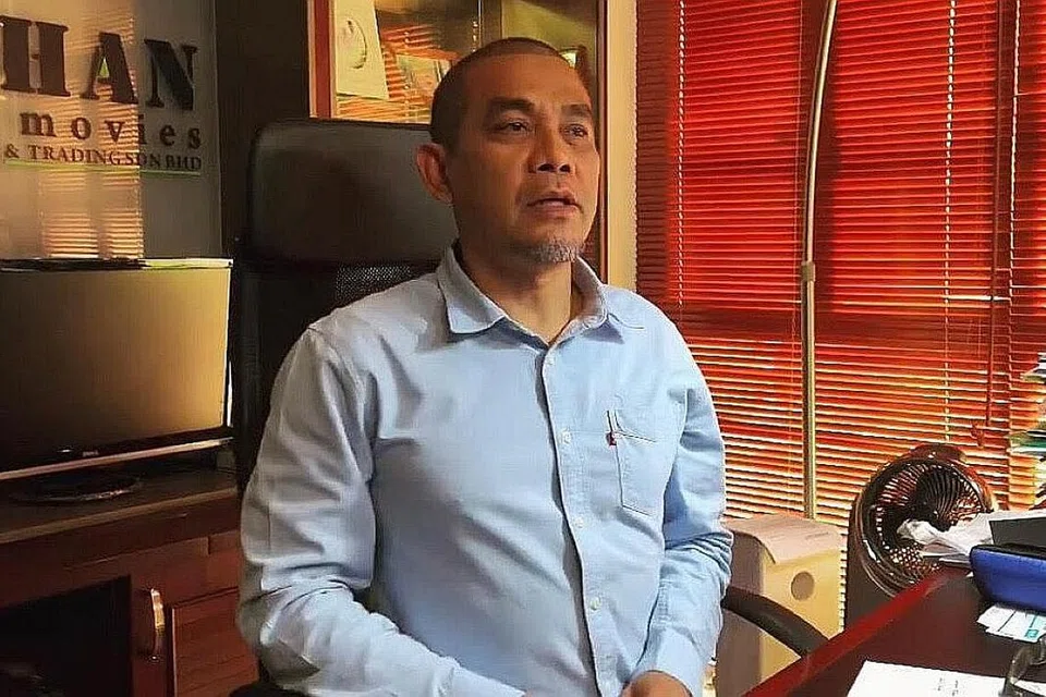ROSYAM NOR: Anggap tiada salah buat anak seni manfaatkan media sosial untuk ketengah kisah perkembangan kerjaya mereka, asal sahaja mereka tahu memilih kandungan yang sesuai untuk disebar. - Foto INSTAGRAM ROSYAM NOR