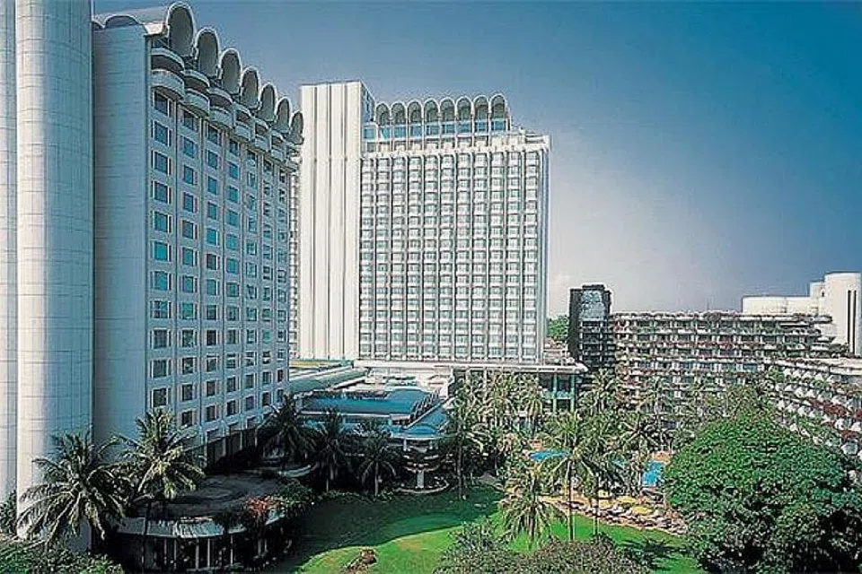 ANTARA PILIHAN: Hotel Shangri-La, yang terletak di kawasan pinggir bandar dari Orchard Road, dikatakan menjadi calon utama kerana ia berpengalaman sebagai lokasi Dialog Shangri-La. - Foto HOTEL SHANGRI-LA