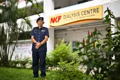 DIIKTIRAF ATAS SUMBANGAN: Penolong Superintenden Polis (ASP) Ahmad Khusairi Juraimi menerima anugerah pujian tertinggi sewaktu Majlis Pujian Pesuruhjaya Polis pada Jumaat.