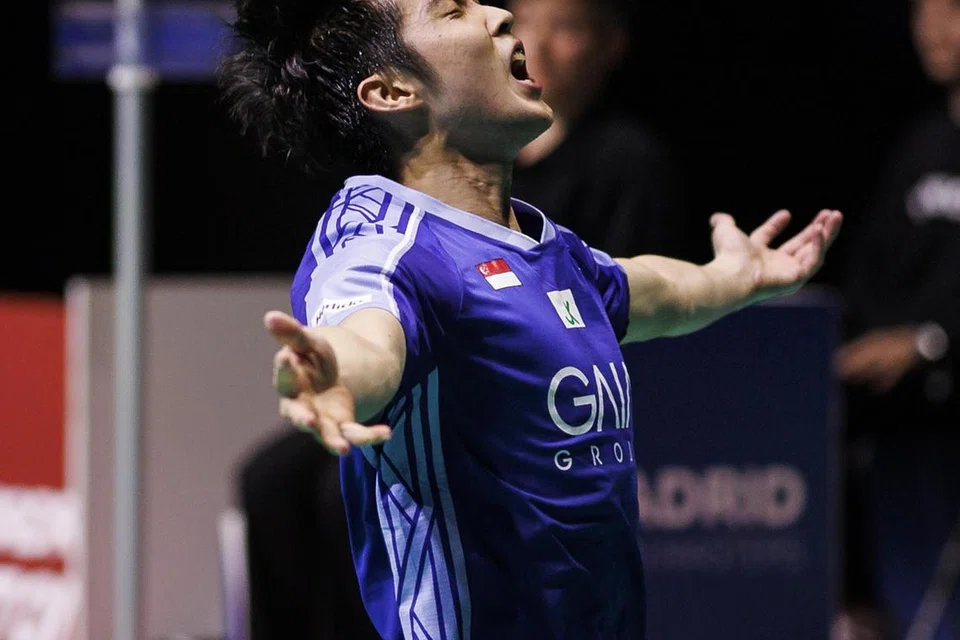 Juara Masters Sepanyol Madrid, Loh Kean Yew, raikan kemenangan dalam final perseorangan lelaki pada 31 Mac.