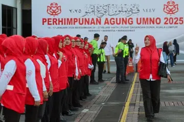 Umno, Perhimpunan Agung, kerajaan