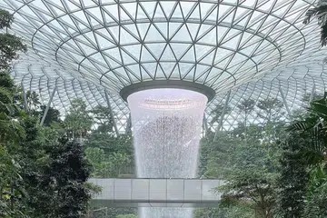 -Foto TED CHEN, JEWEL CHANGI AIRPORT
