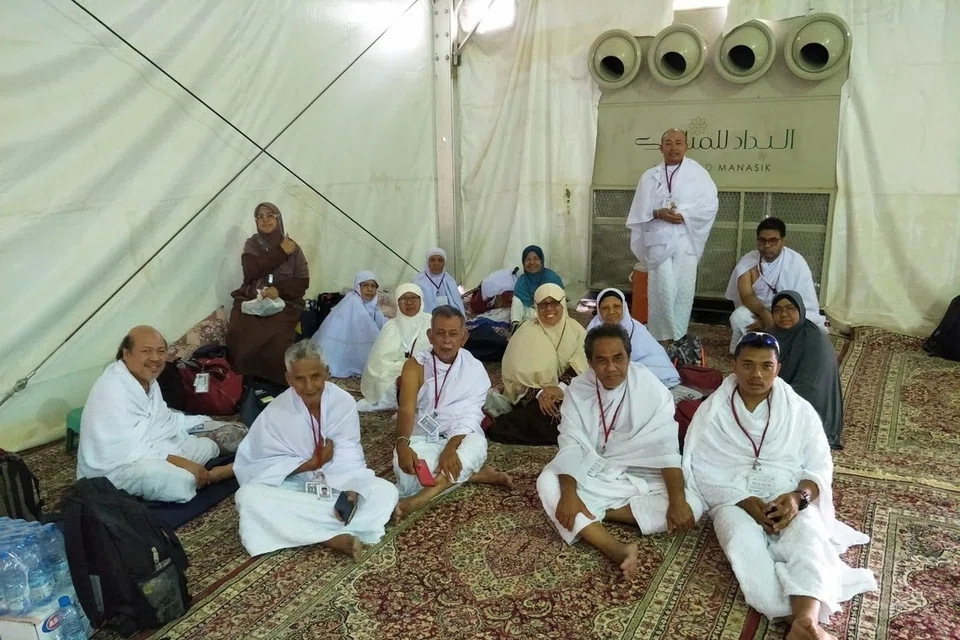 Berbekalkan pengalaman luas dalam pelancongan Islam, syarikat Abu Bakar Travel Services terus komited menawarkan perkhidmatan bermutu, bimbingan rapi dan pengalaman yang tenang untuk setiap jemaah.