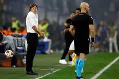 Bekas pemain kelab Sepanyol, Sevilla, Matias Almeyda, mengurus kelab Greece, AEK Athens, semasa perlawanan peringkat kumpulan Liga Europa menentang kelab Perancis, Olympique Marseille, di Marseille, Perancis, pada 26 Oktober 2023.