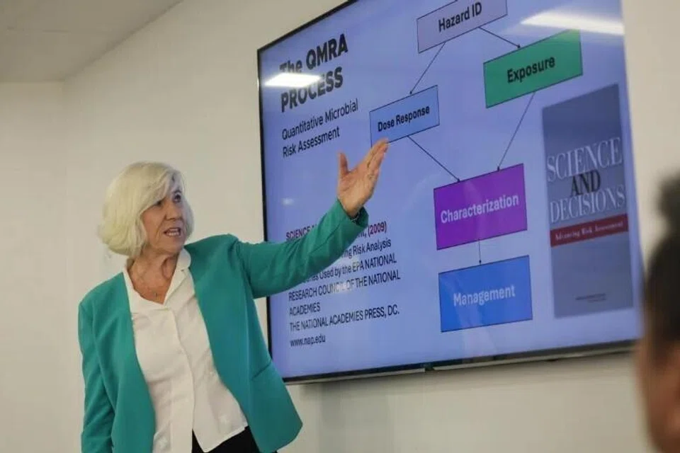 Hadiah Air Lee Kuan Yew, Joan Bray Rose