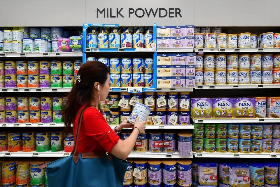 Pelanggan yang telah membeli produk terjejas dinasihati agar tidak memberikannya kepada anak-anak mereka. 