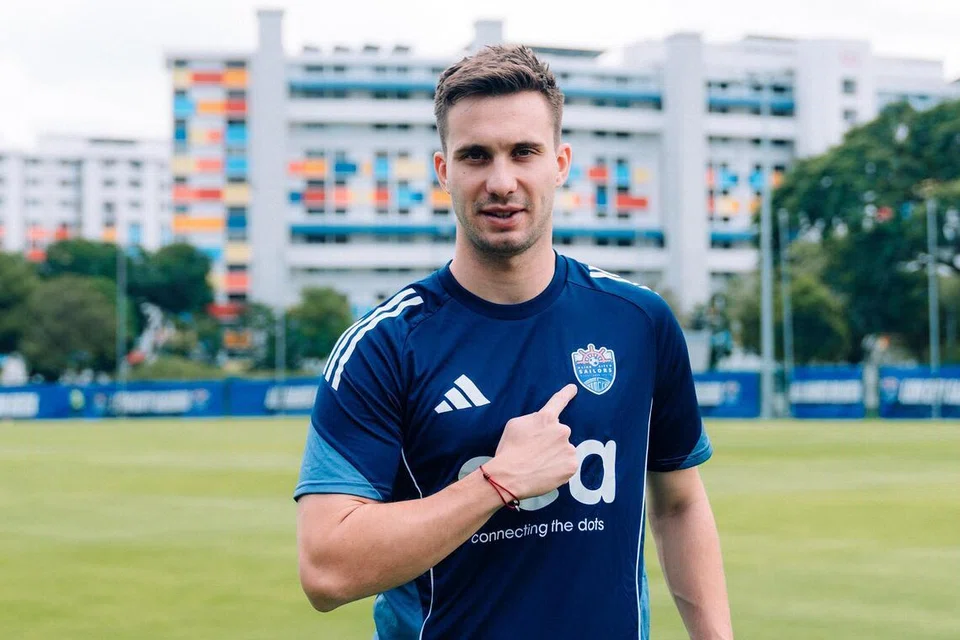 Luka Adzic, Lion City Sailors, Liga Perdana Singapura, bola sepak