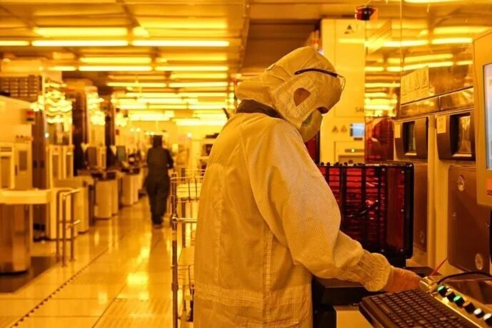 Pengeluaran kilang, Sektor elektronik, EDB