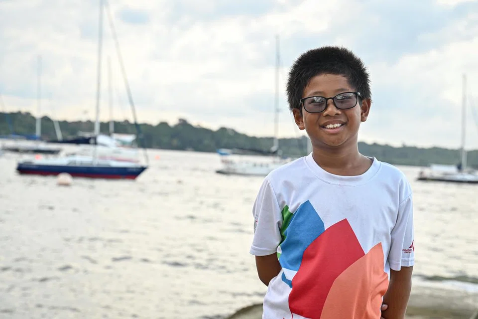 Mohamed Mikail Mohamed Shahrom, 11 tahun, berazam menceburi bidang myrmecology, iaitu kajian saintifik mengenai semut.