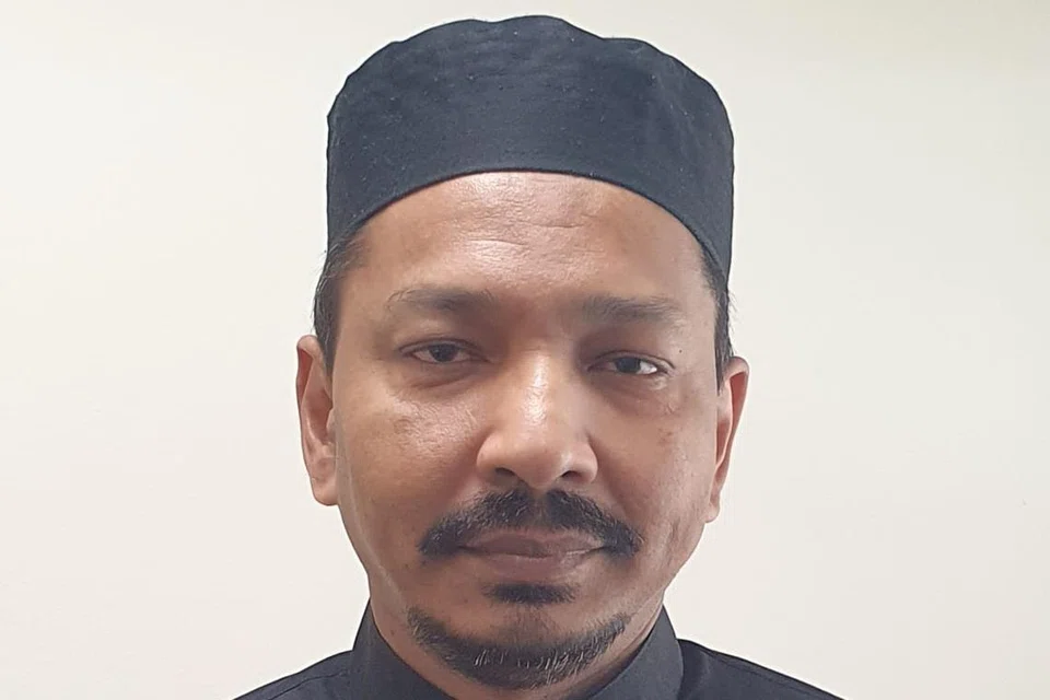 PERLU SOKONGAN RAMAI: Pengerusi Masjid Jamae Chulia, Encik Rasheed Zaman Mohamed Rashad, masih mengharapkan derma, wakaf dan infak bagi kelangsungan masjid ini. 