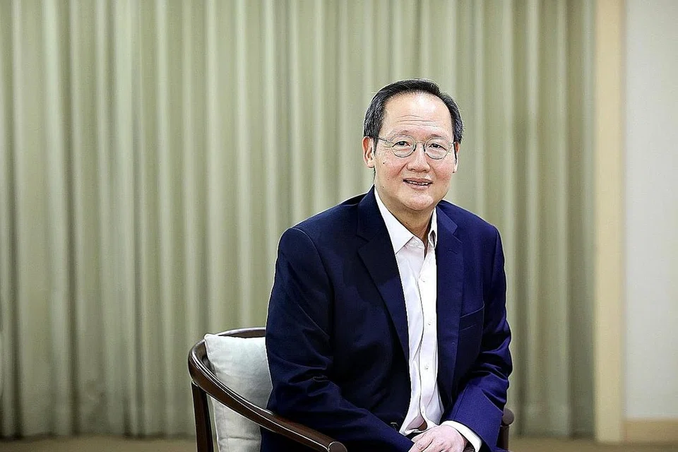 - Menteri Tenaga Manusia, Dr Tan See Leng.