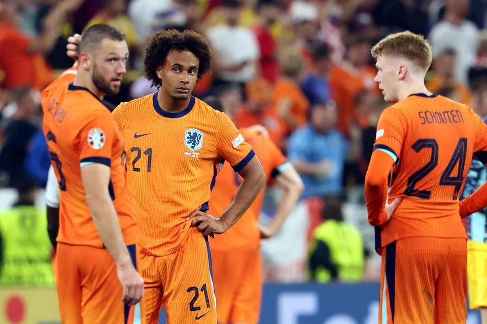 Kemasukan Joshua Zirkzee (tengah) sebagai pemain pengganti tidak mampu mengubah nasib pasukan Belanda. Mereka tewas 2-1 kepada England dalam pusingan separuh akhir Euro 2024 pada 11 Julai. 