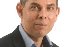 ENCIK WARREN FERNANDEZ: Anggota Suruhanjaya Perkhidmatan Awam (PSC) sejak 1 Jun.