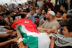 TIMBULKAN TENGKARAH: Kematian rakyat Jordan, Mohammad Jawawdah, di kedutaan Israel di Amman, yang dibunuh pengawal Israel, menimbulkan ketegangan antara dua negara itu. - Foto REUTERS