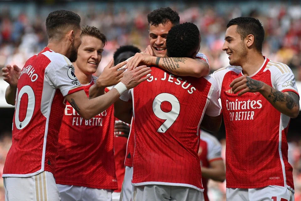 KE JUARA-JUARA EROPAH SELEPAS ENAM TAHUN: Pasukan muda Arsenal pimpinan Arteta meraih tempat kedua dalam Liga Perdana England (EPL) dan melangkah ke Liga Juara-Juara buat kali pertama sejak musim 2016/2017, meskipun tersungkur dalam beberapa perlawanan terakhir dalam musim yang baru lalu.