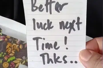 sampul raya, nota gurauan, tidak berhati perut