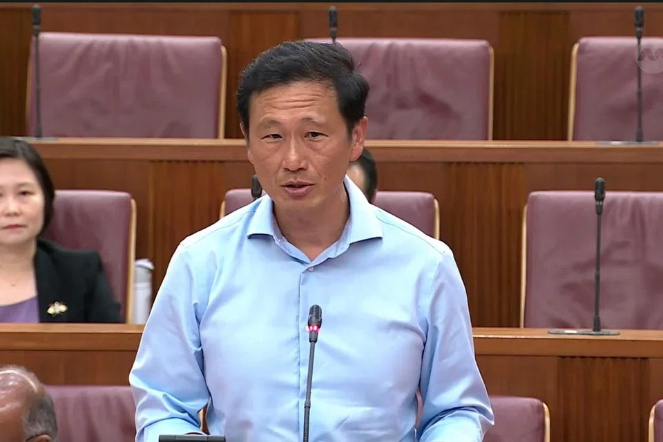 Menteri Kesihatan, Encik Ong Ye Kung, berkata saringan dan konsultasi setiap pelajar akan mengambil masa sekitar 30 minit, dengan jururawat terlatih dan jurulatih gaya hidup meneliti borang soal selidik yang diisi ibu bapa mereka.