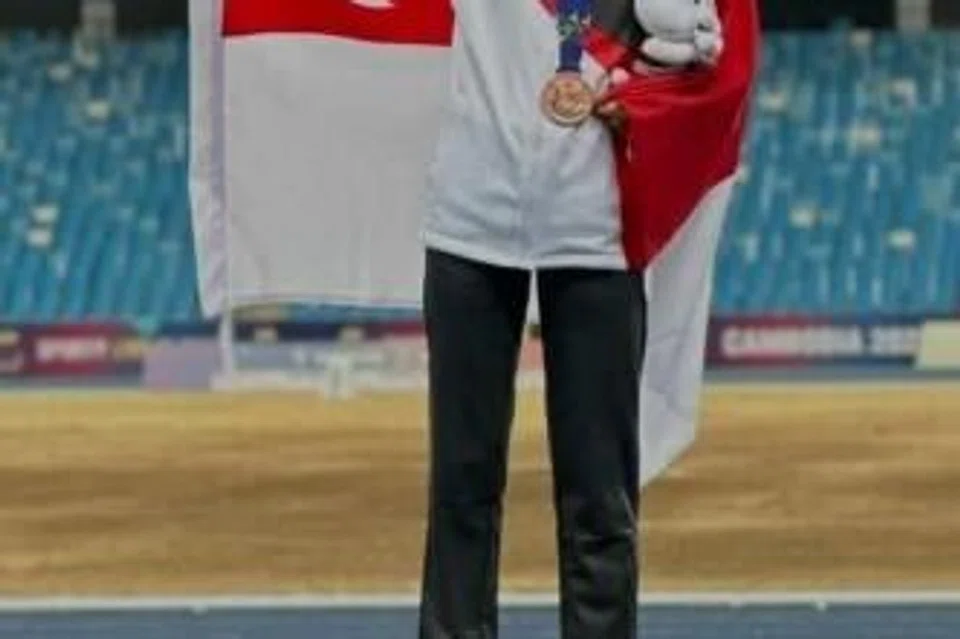  Goh Chui Ling, peguam sukan, atlet larian jarak jauh, bersara