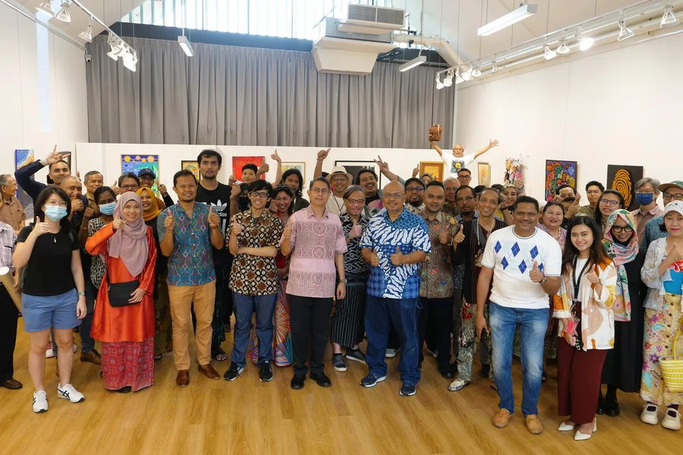 Acara SeniKita 2024 merupakan pameran seni yang menampilkan hasil karya seni dari artis terkenal seperti  Abu Jalal Sarimon, Jeffrey Wandly, dan Idris Ali.
