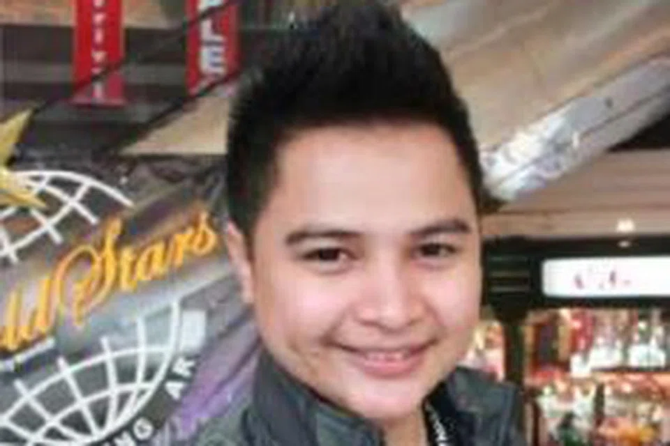 malaysian idol, saiful bakeri, penampilan wanita, perempuan