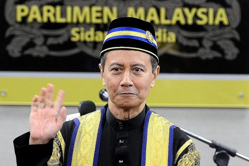 URUSAN KERAJAAN DIBERI KEUTAMAAN: Speaker Datuk Azhar Azizan Harun berkata Dewan Rakyat menerima kedua-duanya - usul tidak percaya dan percaya terhadap Perdana Menteri Tan Sri Muhyiddin Yassin - tetapi urusan kerajaan diutamakan daripada usul-usul itu dalam sidang Parlimen. - Foto THE STAR