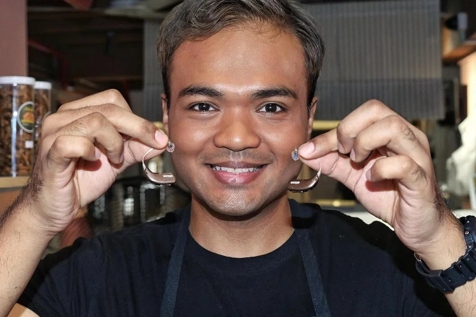 Singapura, Abdul Hadi Jamalludin, cochlear schwannoma, telinga, pekak, pendengaran, restoran, Koh Nang Kam