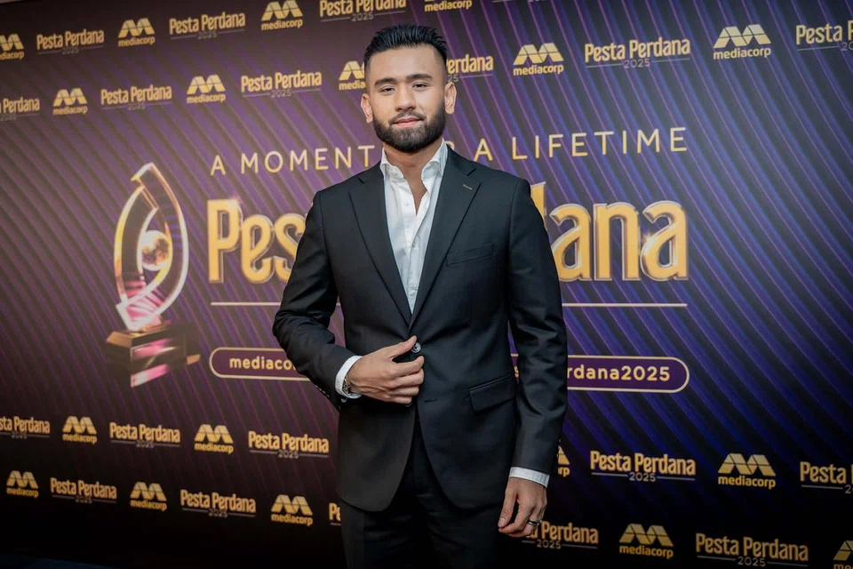 Redza Rosli, pelakon, hero Malaya