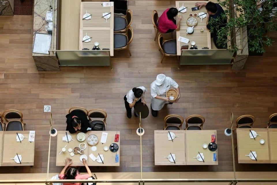 EnterpriseSG, perniagaan F&B, kurangi kos, ekonomi